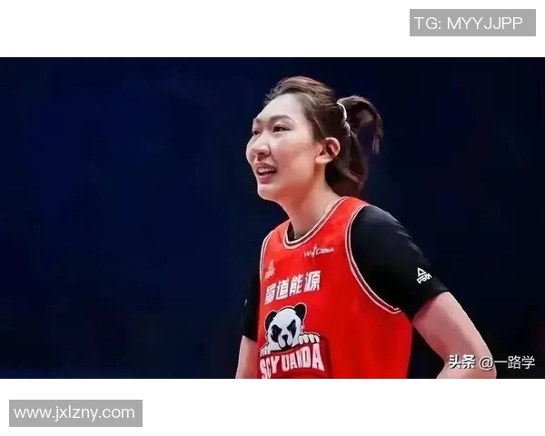女篮霸主强势晋级再胜30分李梦贡献11分韩旭状态低迷未得分